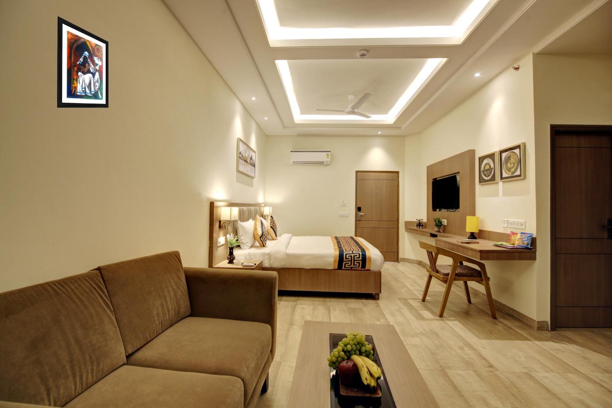 Airport Hotel Claytone นิวเดลี ภายนอก รูปภาพ