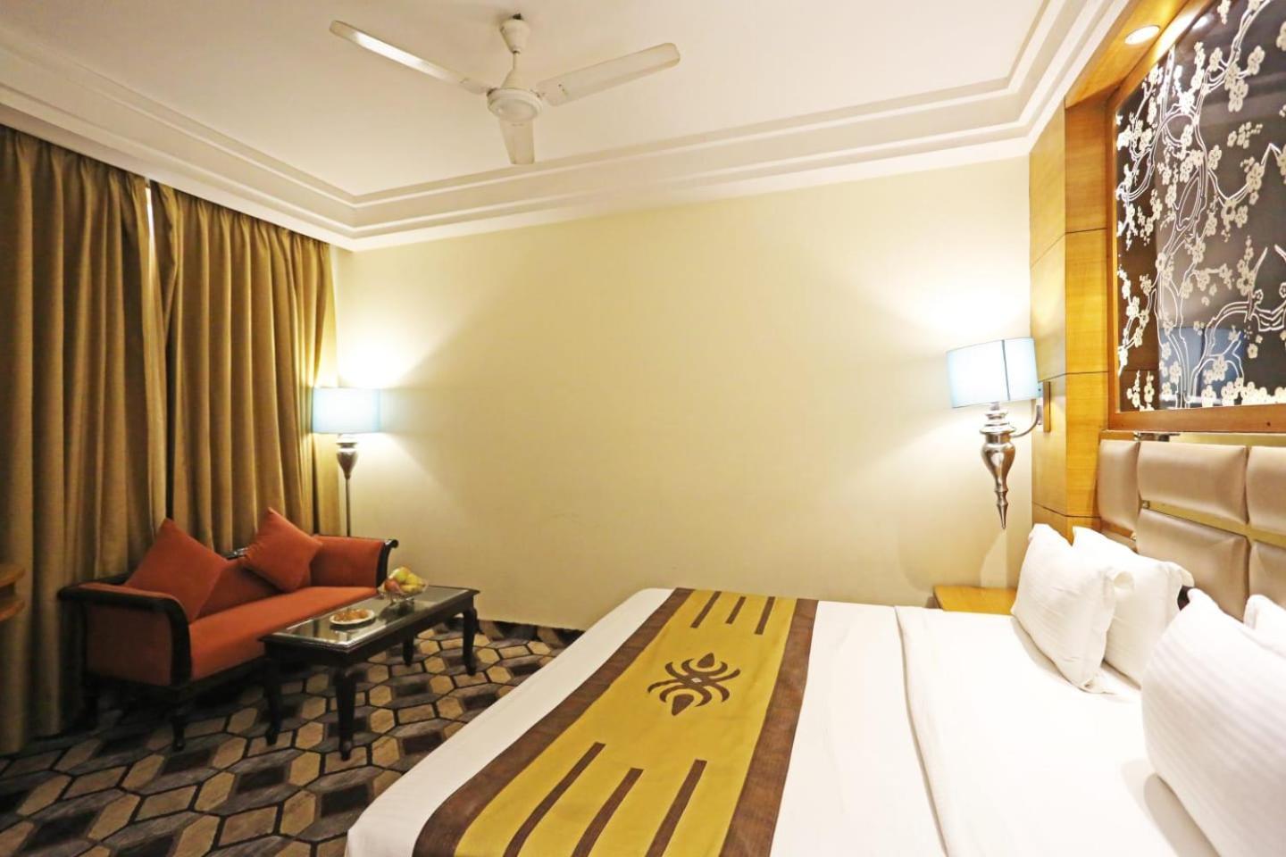 Airport Hotel Claytone นิวเดลี ภายนอก รูปภาพ