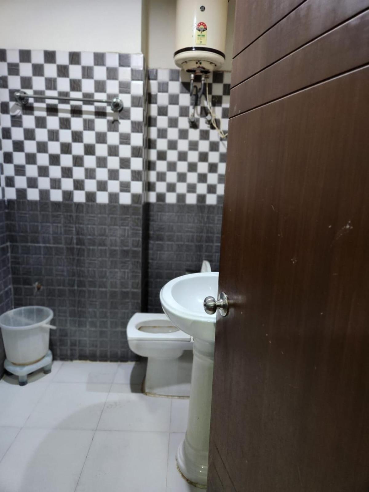 Airport Hotel Claytone นิวเดลี ภายนอก รูปภาพ